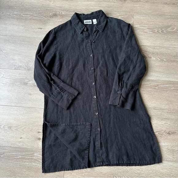 Vintage Chico’s 100% Linen Black Button Down Shirt - Picture 3 of 4